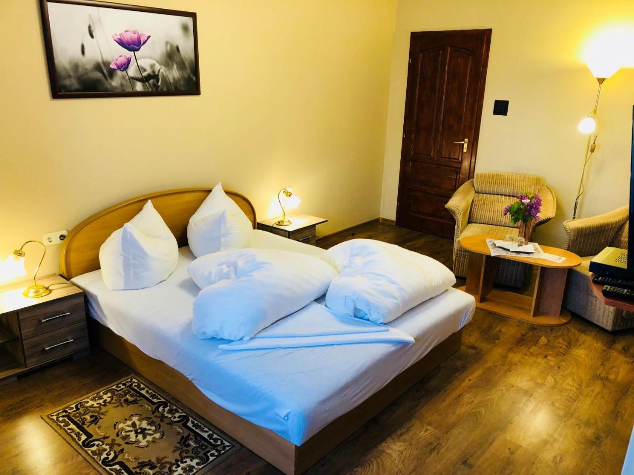 Szuts Panzio Bed & Breakfast Fertorakos Luaran gambar
